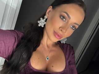 RaqueleGrace's Live Sexchat